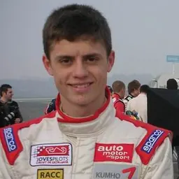 Portrait of Daniel Campos-Hull