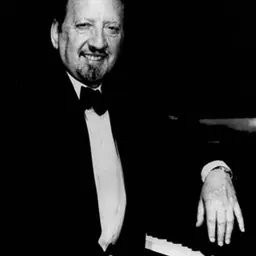 Portrait of Osvaldo Requena
