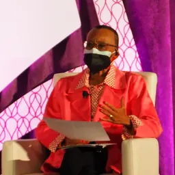 Portrait of Andrea Davis Pinkney
