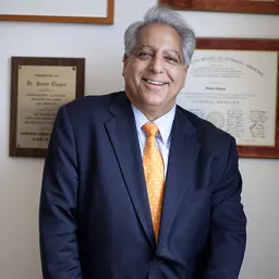 Portrait of Sanjiv Chopra