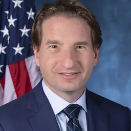 Portrait of Dean Phillips