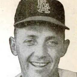 Portrait of Tom Morgan
