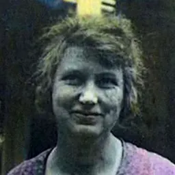 Portrait of Daisy Osborn