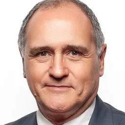 Portrait of Paulo Pisco