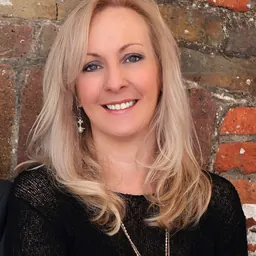 Portrait of Fiona Laird