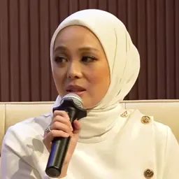 Portrait of Vivy Yusof