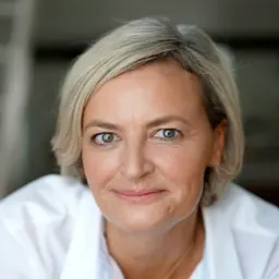 Portrait of Alexia Guggémos
