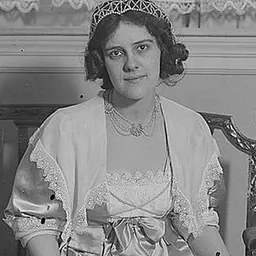 Portrait of Beatrice Harrison