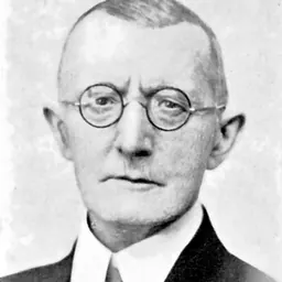Portrait of Carl Looft