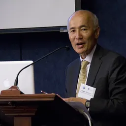 Portrait of Roger Wakimoto