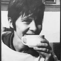 Portrait of Esther Fischer-Homberger