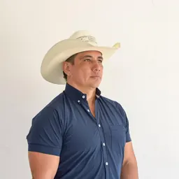 Portrait of Josué Alirio Barrera