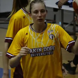 Portrait of Cansu Köksal