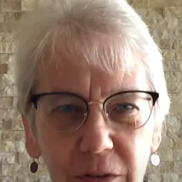 Portrait of Linda Nicholls