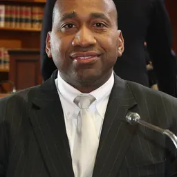 Portrait of Russell Holmes
