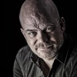 Portrait of Rodrigo Kirchner