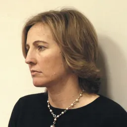 Portrait of Dee Dee Myers