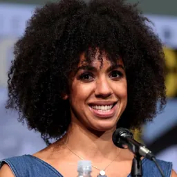 Portrait of Pearl Mackie