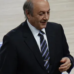 Portrait of Tuncay Özilhan