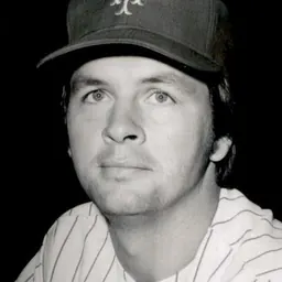 Portrait of Del Unser