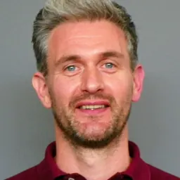 Portrait of Glen Wallace