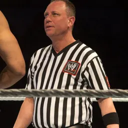 Portrait of Mike Chioda