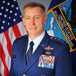 Portrait of Evan Pettus