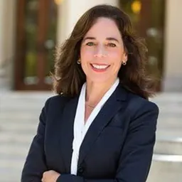 Portrait of Mara Elliott