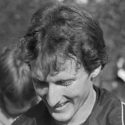 Portrait of Steve Scott