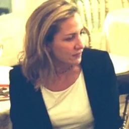 Portrait of Laura Hillenbrand