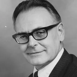 Portrait of Gordon Brunton
