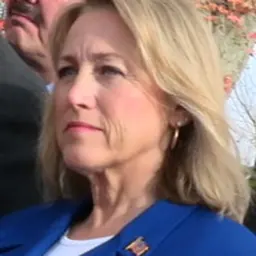 Portrait of Jeanie Riddle