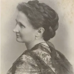 Portrait of Jennie McGraw