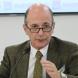 Portrait of Carlos Rodríguez Braun