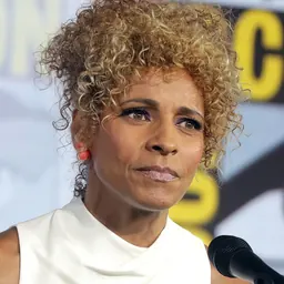 Portrait of Michelle Hurd