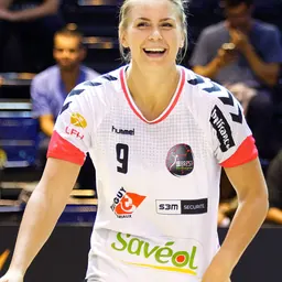 Portrait of Isabelle Gulldén