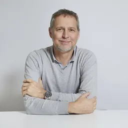 Portrait of Javier Perez-Tenessa