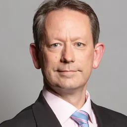 Portrait of Gareth Bacon