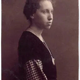Portrait of Hertha Sieverts-Doreck
