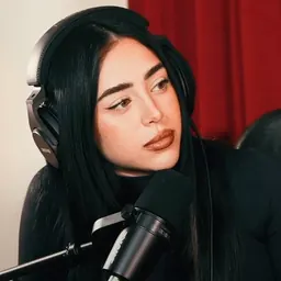 Portrait of Nicki Nicole