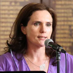 Portrait of Robyn Butler