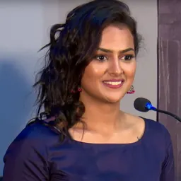 Portrait of Shraddha Srinath