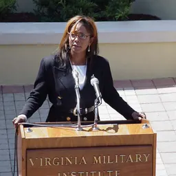 Portrait of Donzaleigh Abernathy