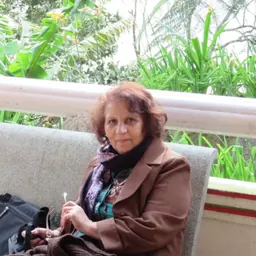 Portrait of Mina Dastgheib