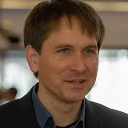 Portrait of Jan Schalauske