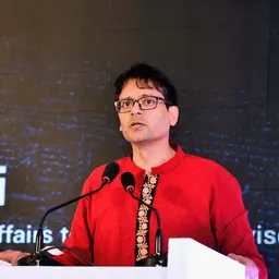Portrait of Lutfey Siddiqi