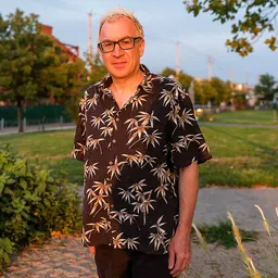 Portrait of Eric Singer