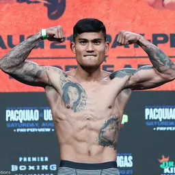 Portrait of Mark Magsayo
