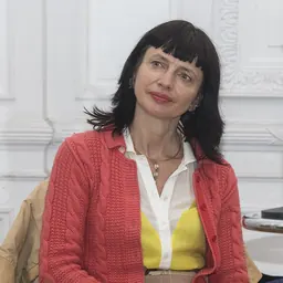 Portrait of Carry Somers