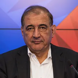 Portrait of Qadri Jamil